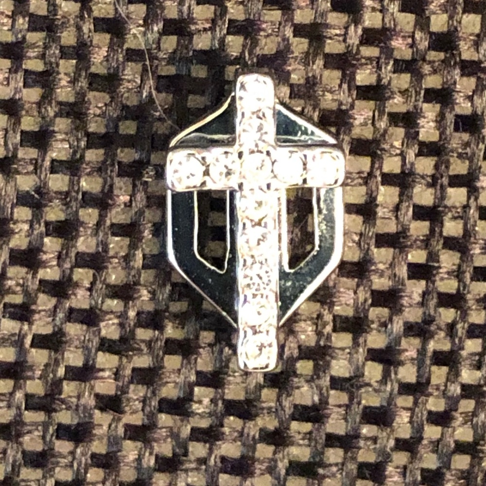 *NWOT* Keep Collective Cross charm